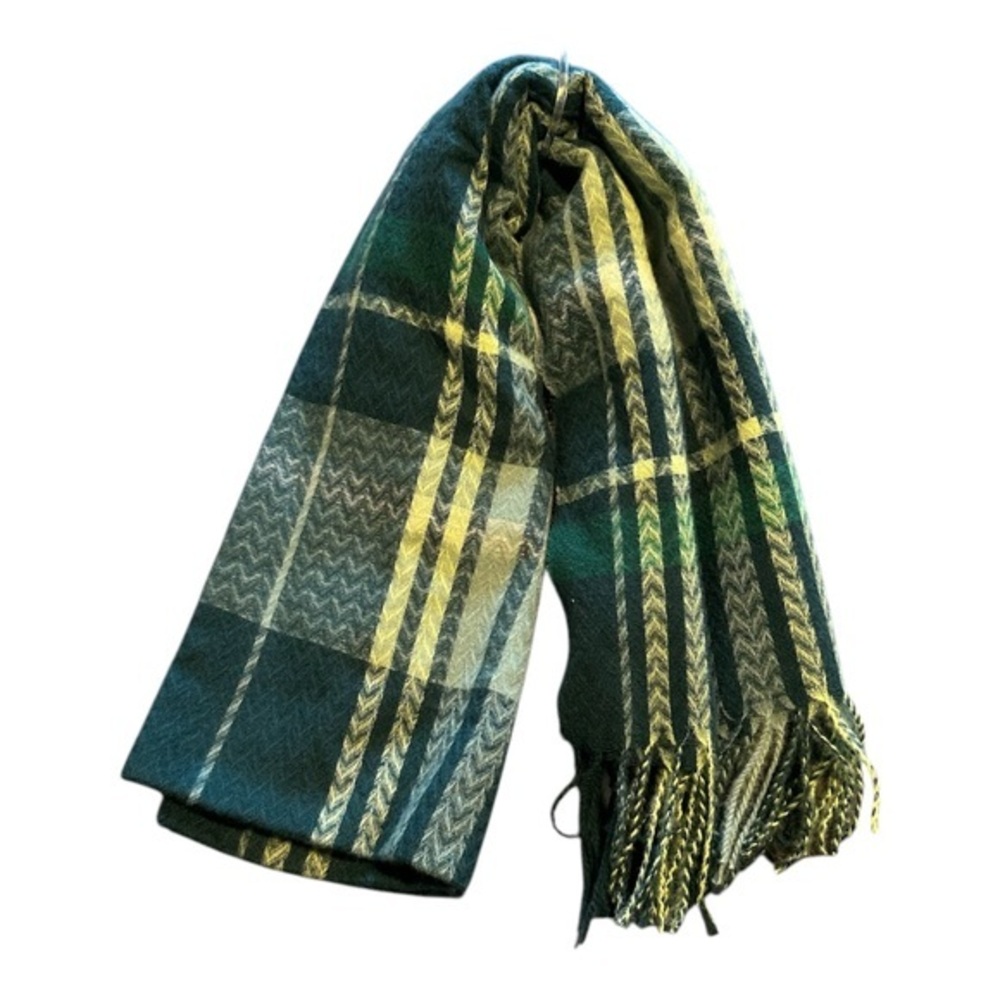 NEW Plaid Green and Yellow Scarf NWT Cozy